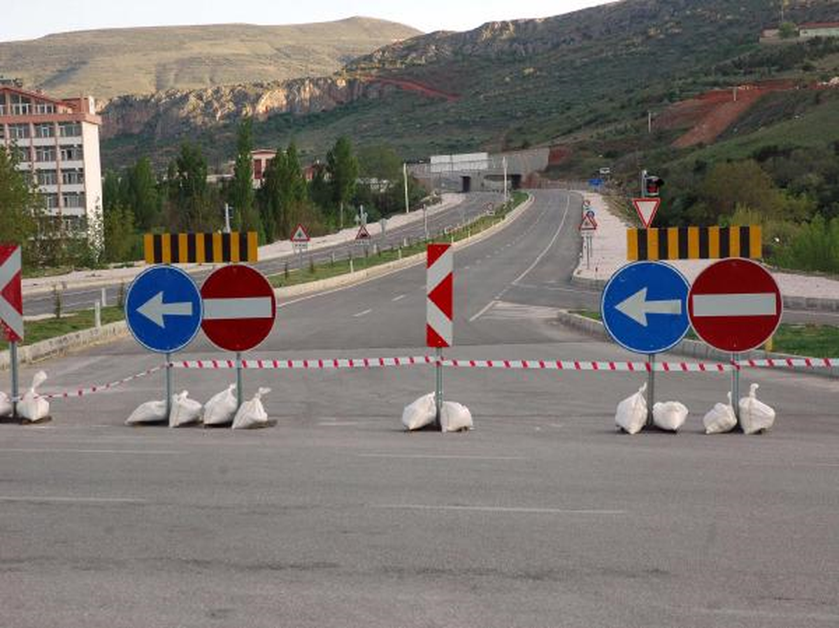 Çevre Yolu Heyelan Nedeniyle Kapatıldı