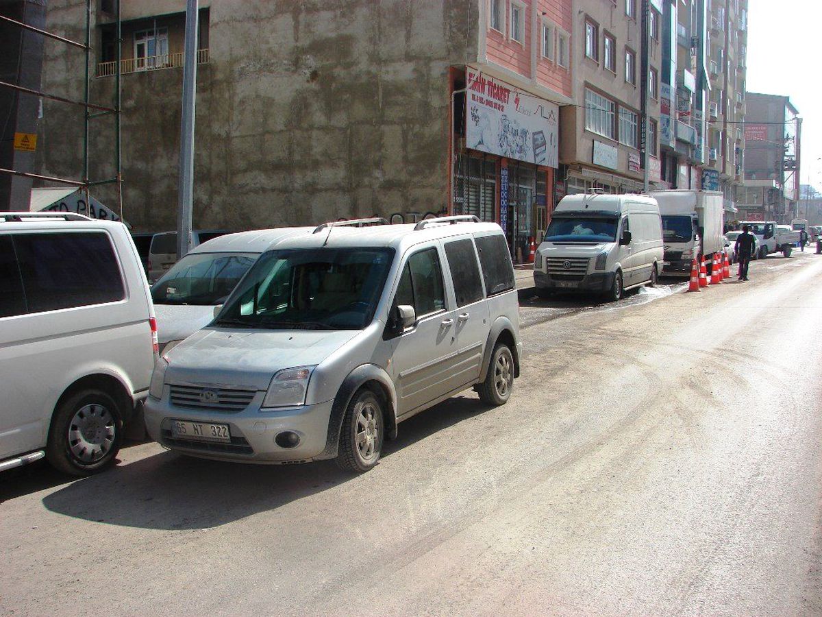 Van\'da İki Park Sorunu