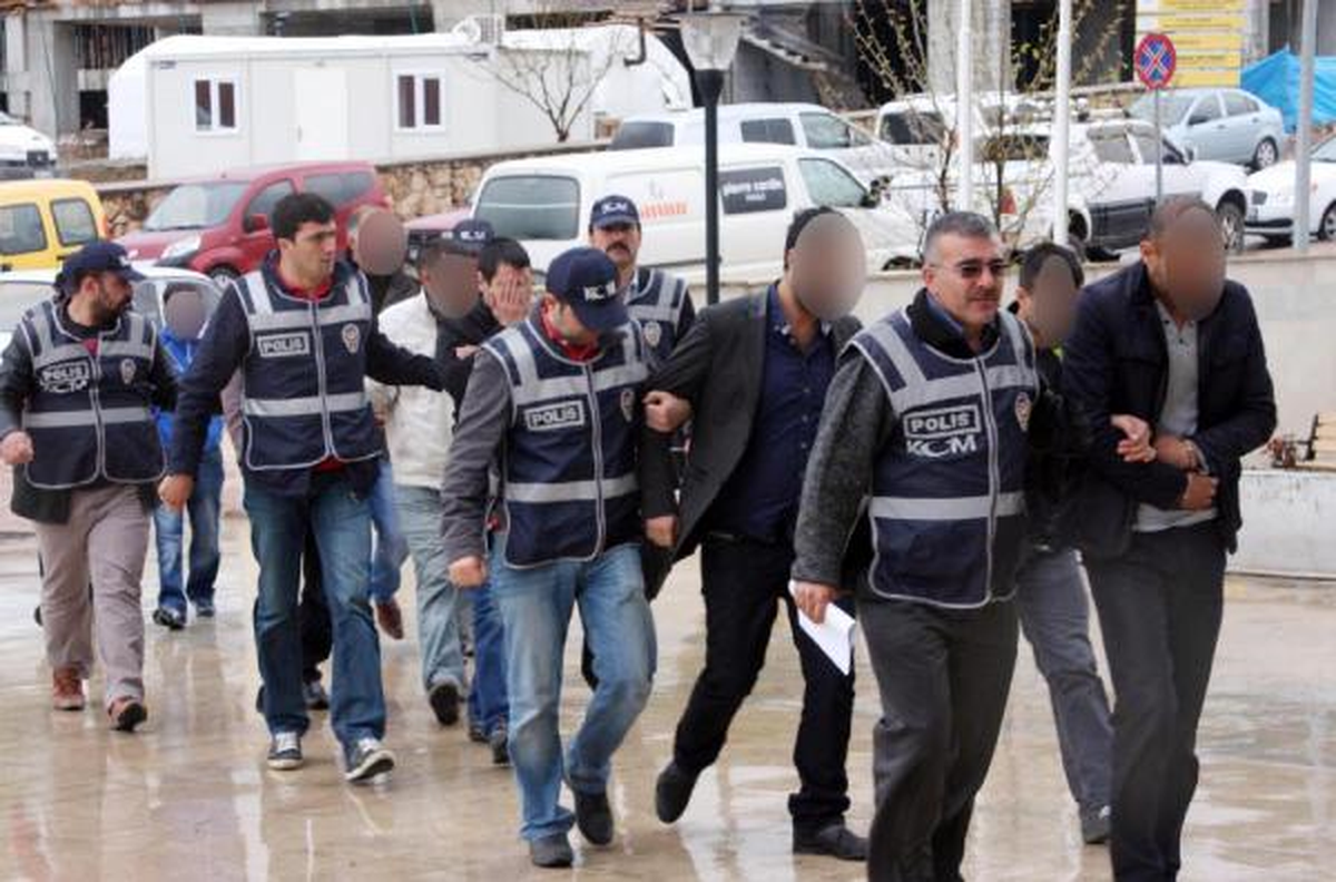 Elazığ\'da Uyuşturucu Operasyonu: 19 Gözaltı