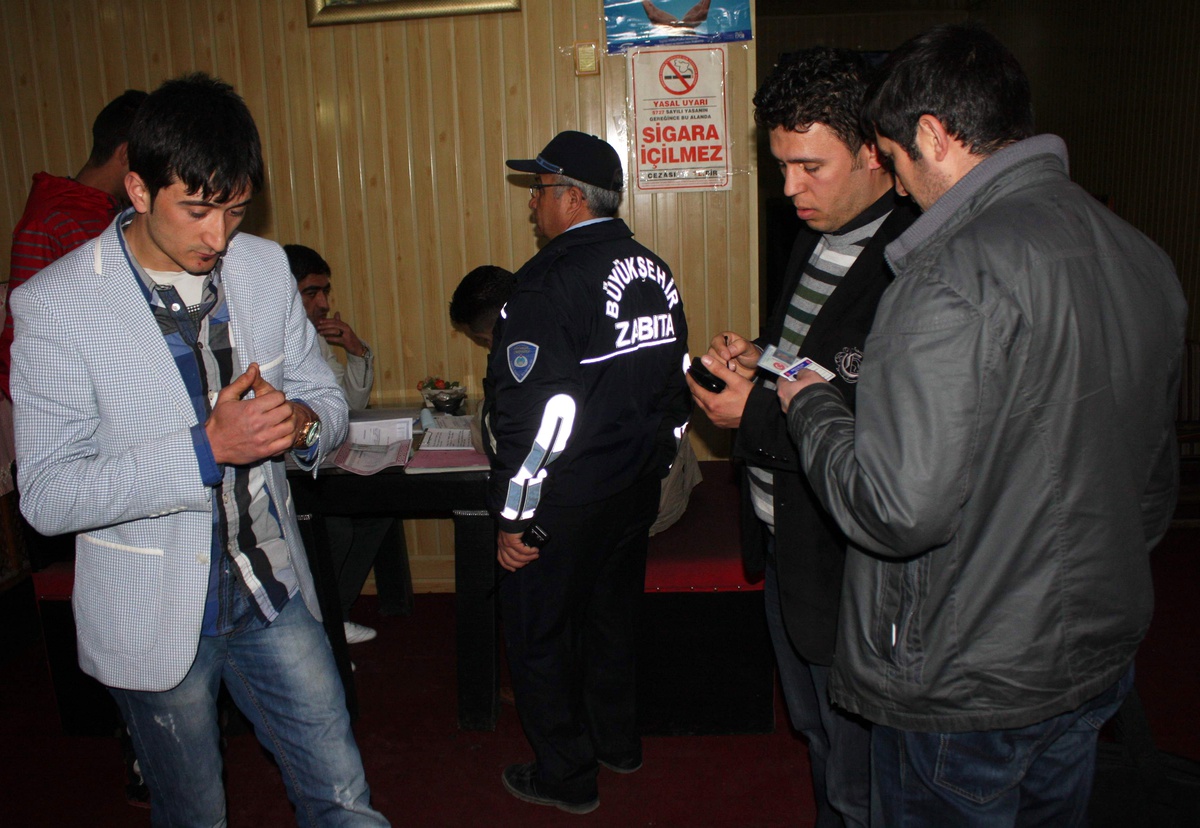 Gaziantep\'te Eğlence Merkezlerine Gece Denetimi