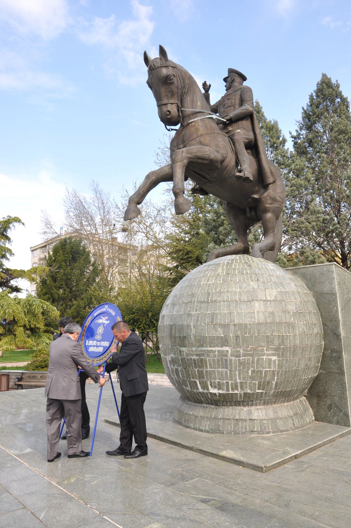 37. "Turizm Haftası"