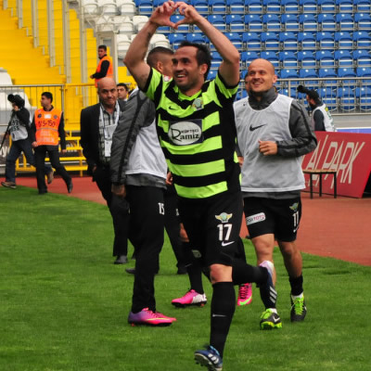Akhisar'ın Puanlarının Yarısı Gekas'tan