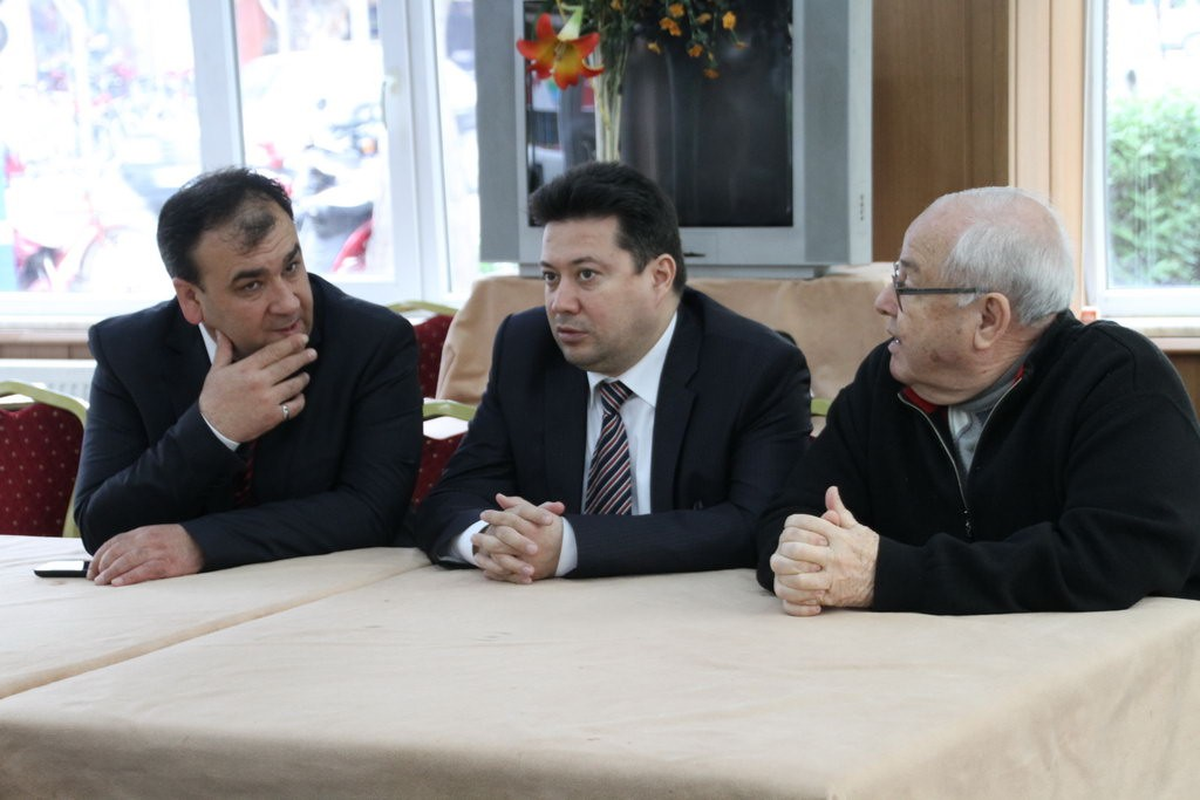 Minibüsçüler, D2 Belgesi Sorununu Masaya Yatırdı