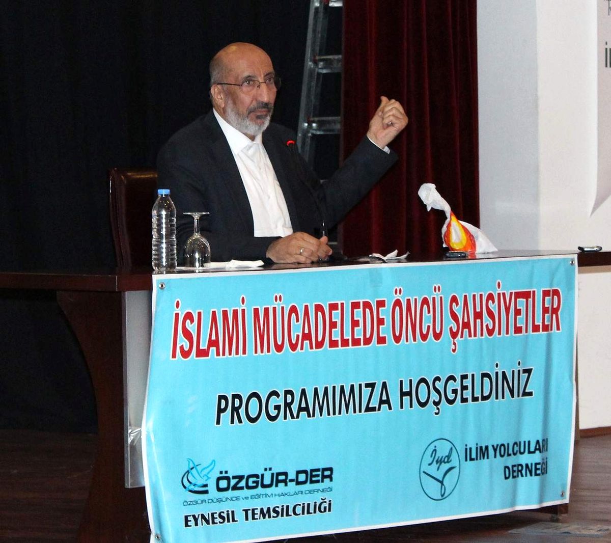 Akil İnsanlar Heyeti\'nde Bulunan Abdurrahman Dilipak Trabzon\'da Konuştu