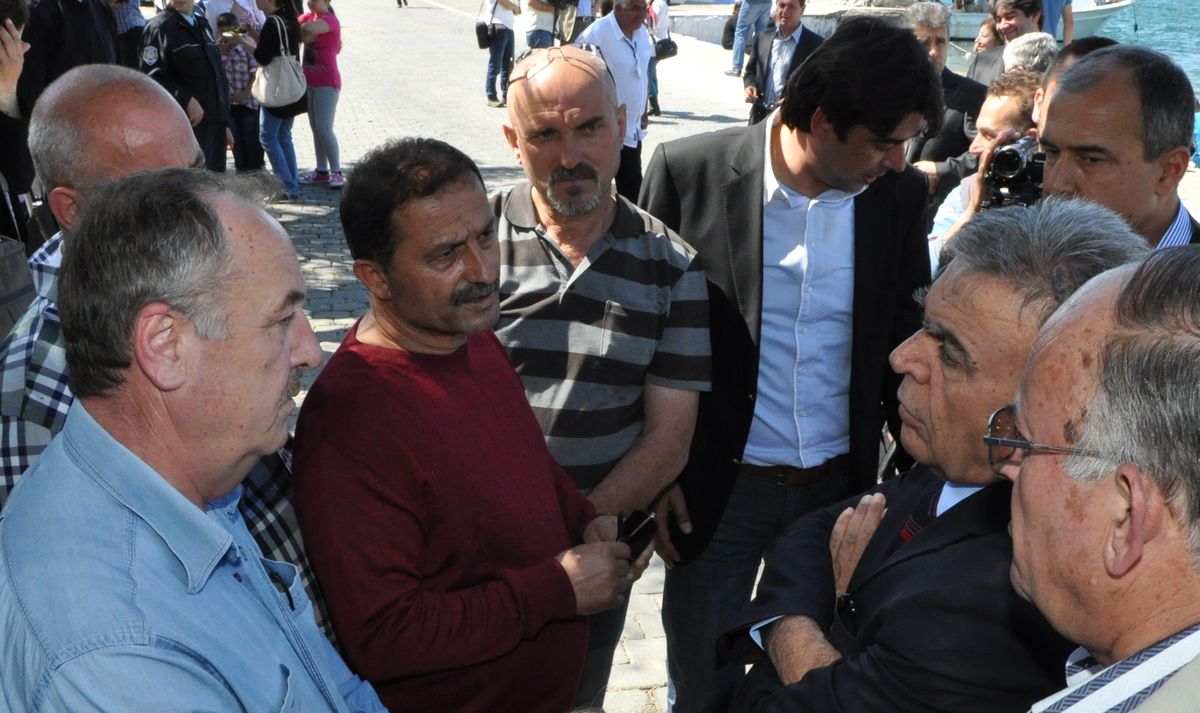 Alacağının Peşine Düşen Esnaf, Başkan Kocaoğlu'ndan Yardım İstedi