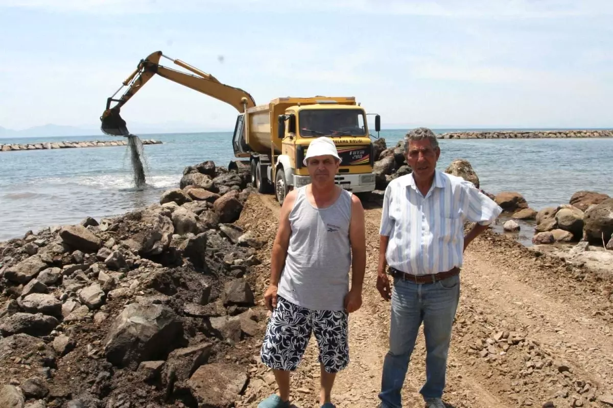 Altınova Erozyondan Kurtuluyor