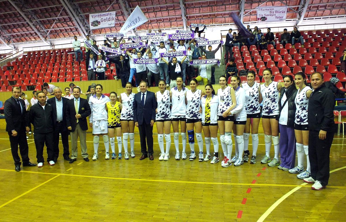 Anemonun Sultanları Play-Off\'ta İlk Galibiyetini Aldı
