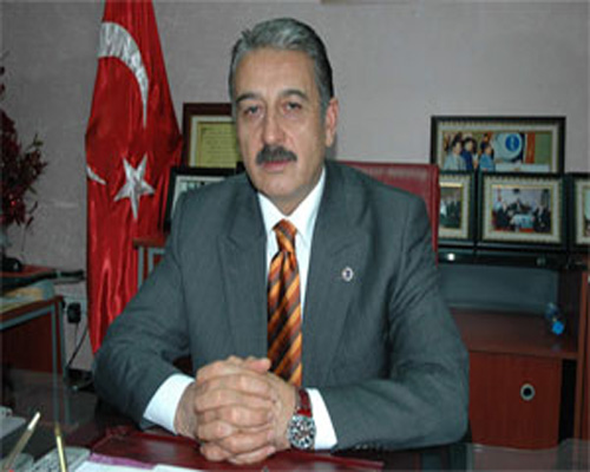 "AVM\'ler Köpek Balığı Gibi Esnafı Yiyecek"