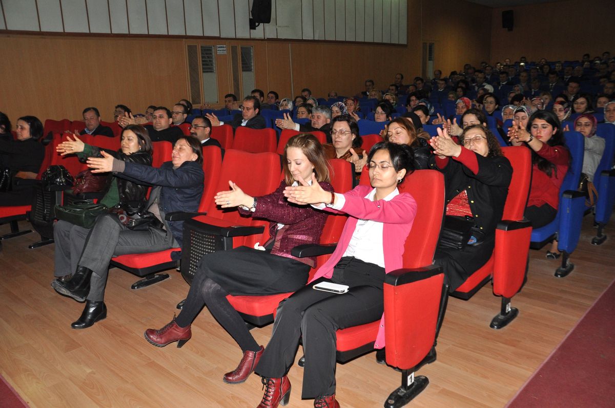 Bafra\'da Öğretmen ve Öğrencilere Seminer