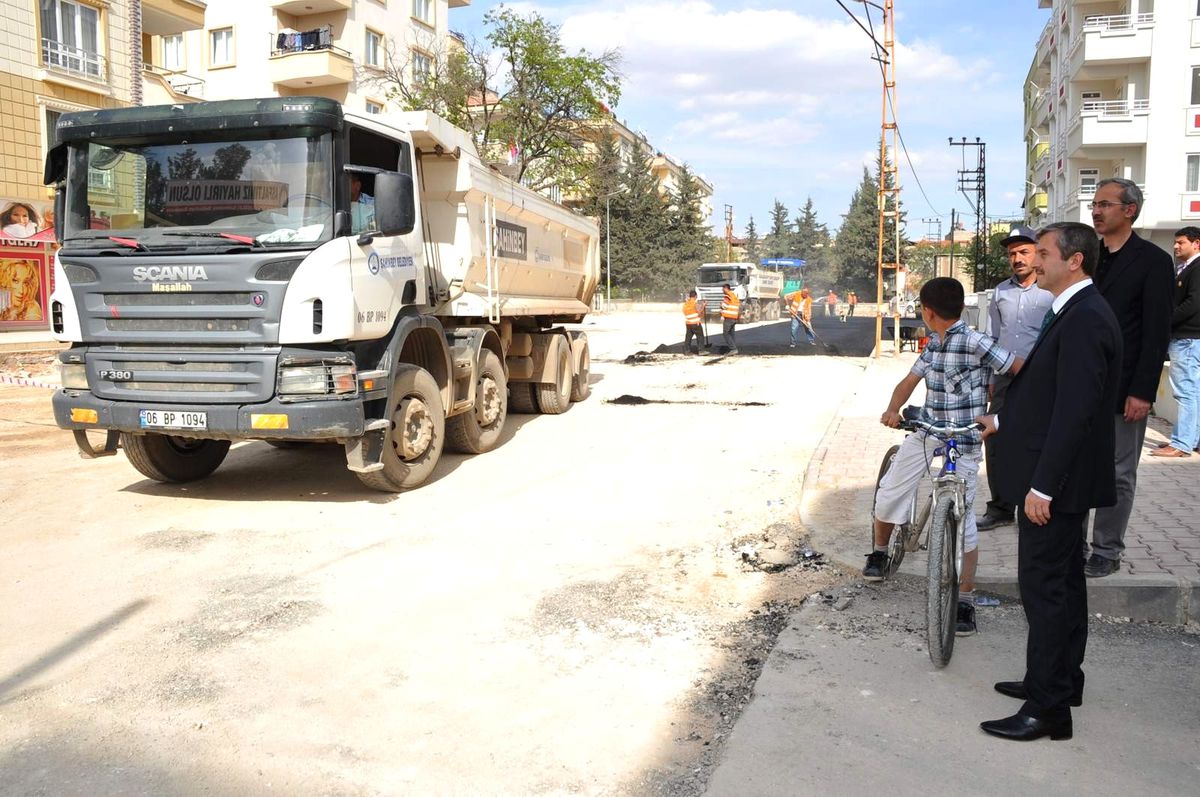 "Şahinbey\'de Asfaltsız Yol Kalmayacak"