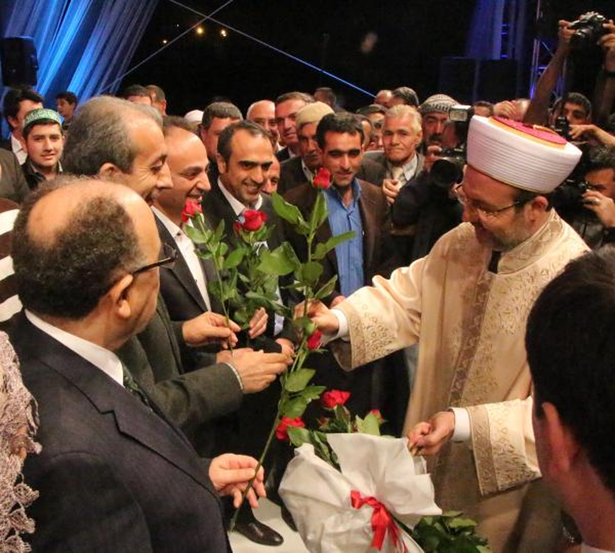 Başkan Görmez Kürtçe Seslendi