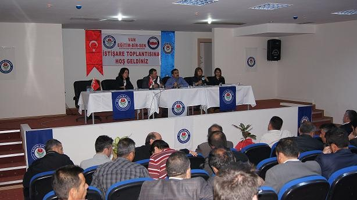 Eğitim-Bir-Sen\'den İstişare Toplantısı