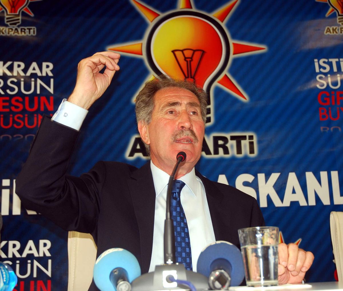 Eski Bakan Günay Giresun\'da Muhalefeti Eleştirdi