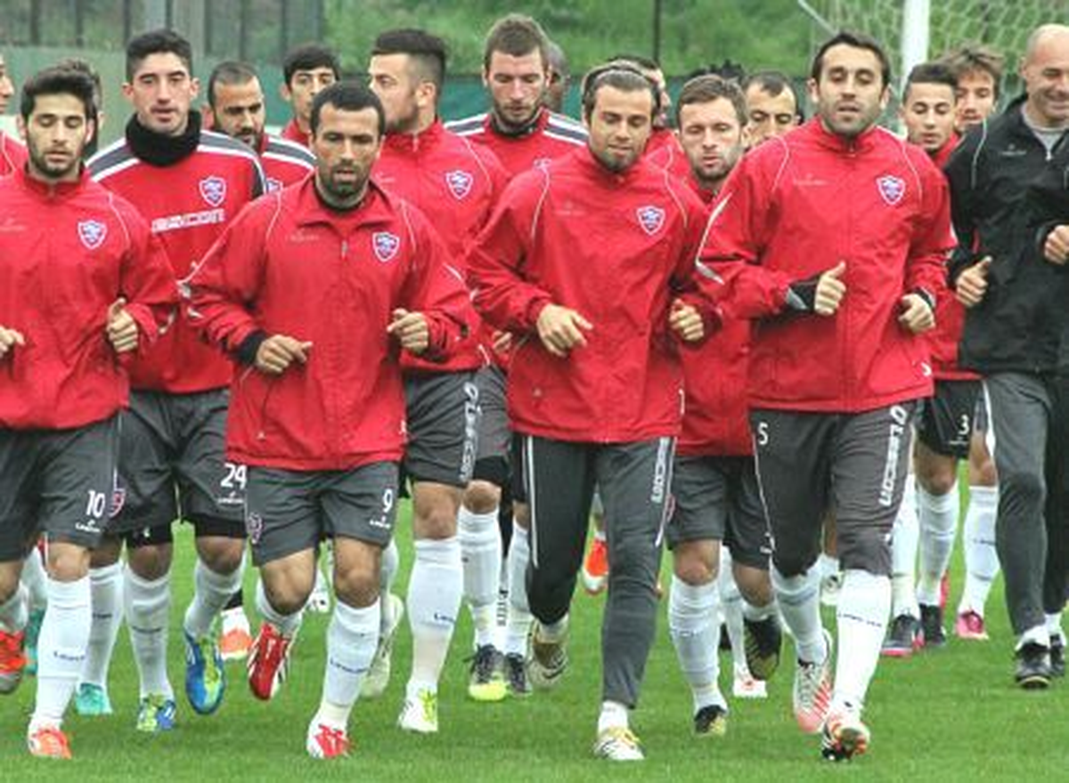 Kardemir Karabükspor\'da, Mersin İdman Yurdu Maçı Hazırlıkları