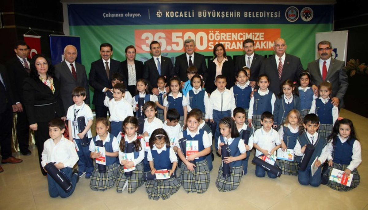 Kocaeli de Her Öğrenciye Satranç Takımı