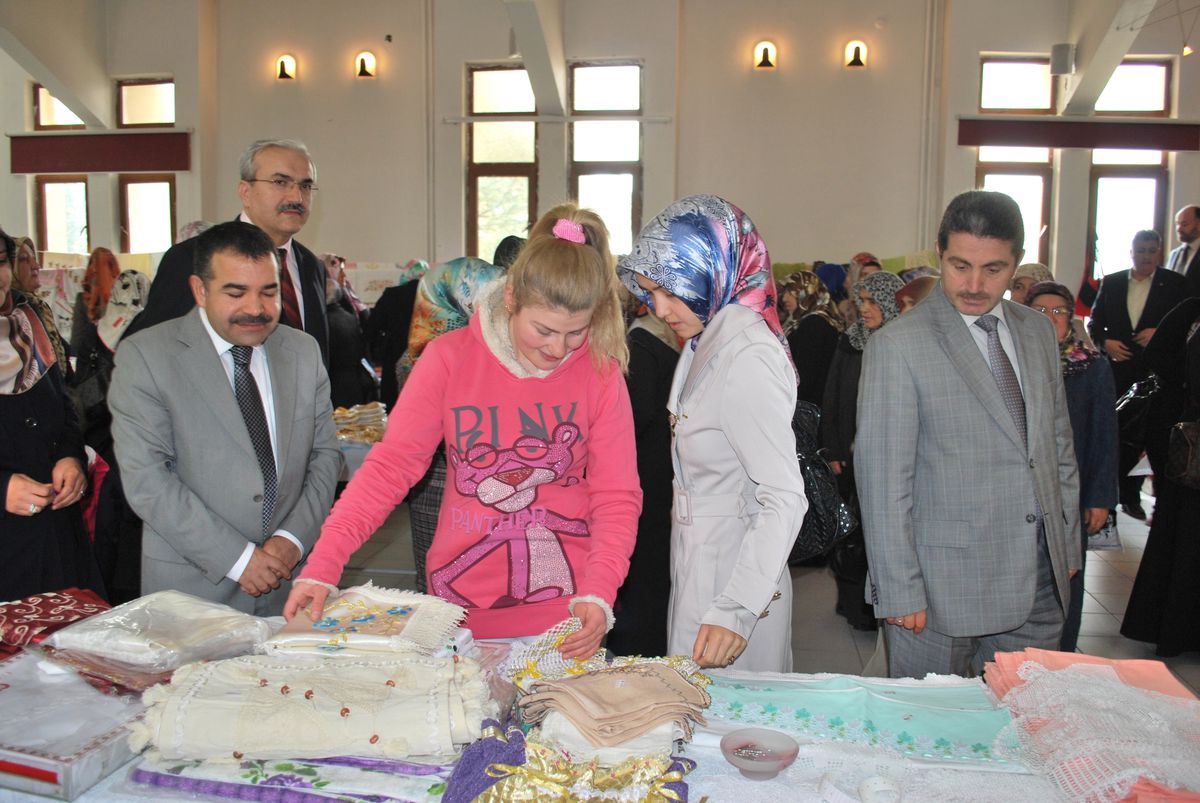 Kutlu Doğum Haftası Münasebetiyle Kermes Düzenlendi