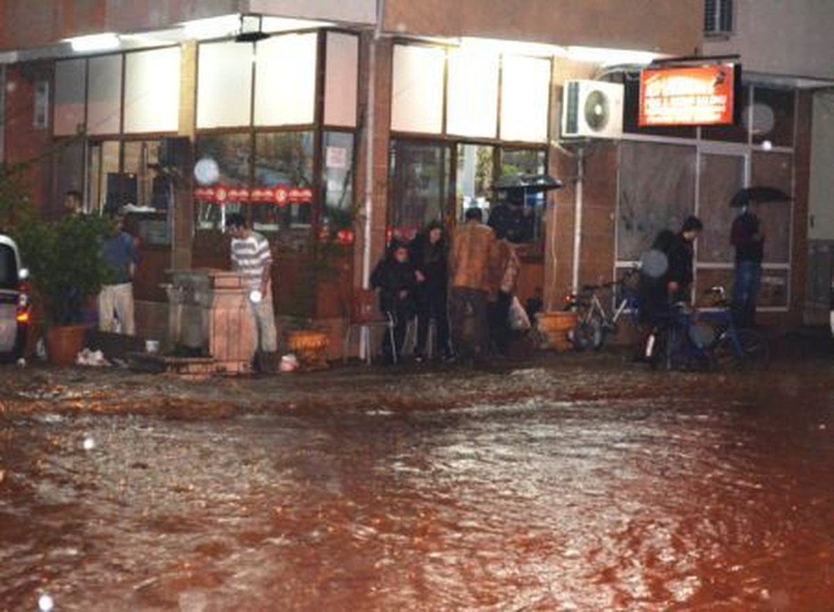 Meteorolojiden Güneydoğu İçin Kuvvetli Yağış Uyarısı