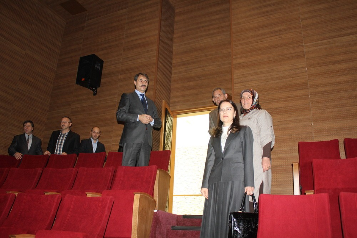 Milletvekili Ayşenur İslam Serdivan Belediyesini Gezdi