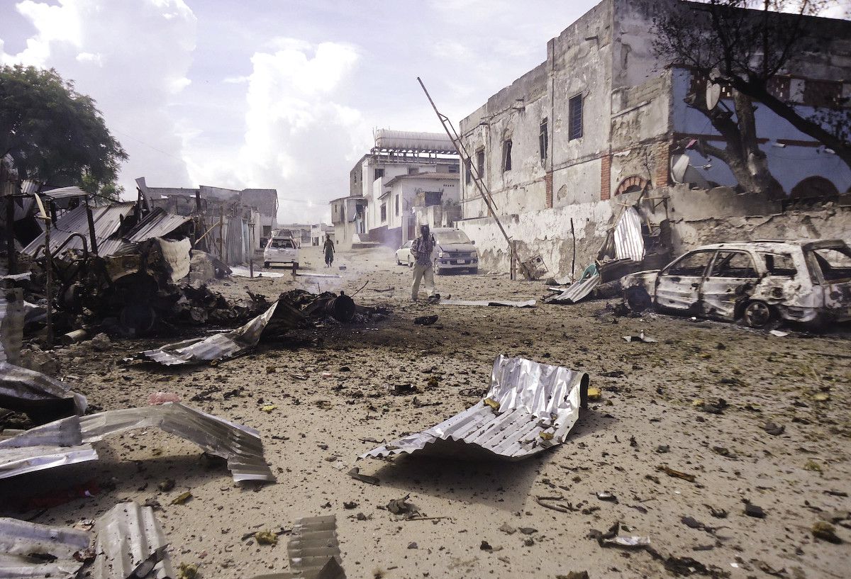 Mogadişu Mahkeme Binasına Organize Saldırı
