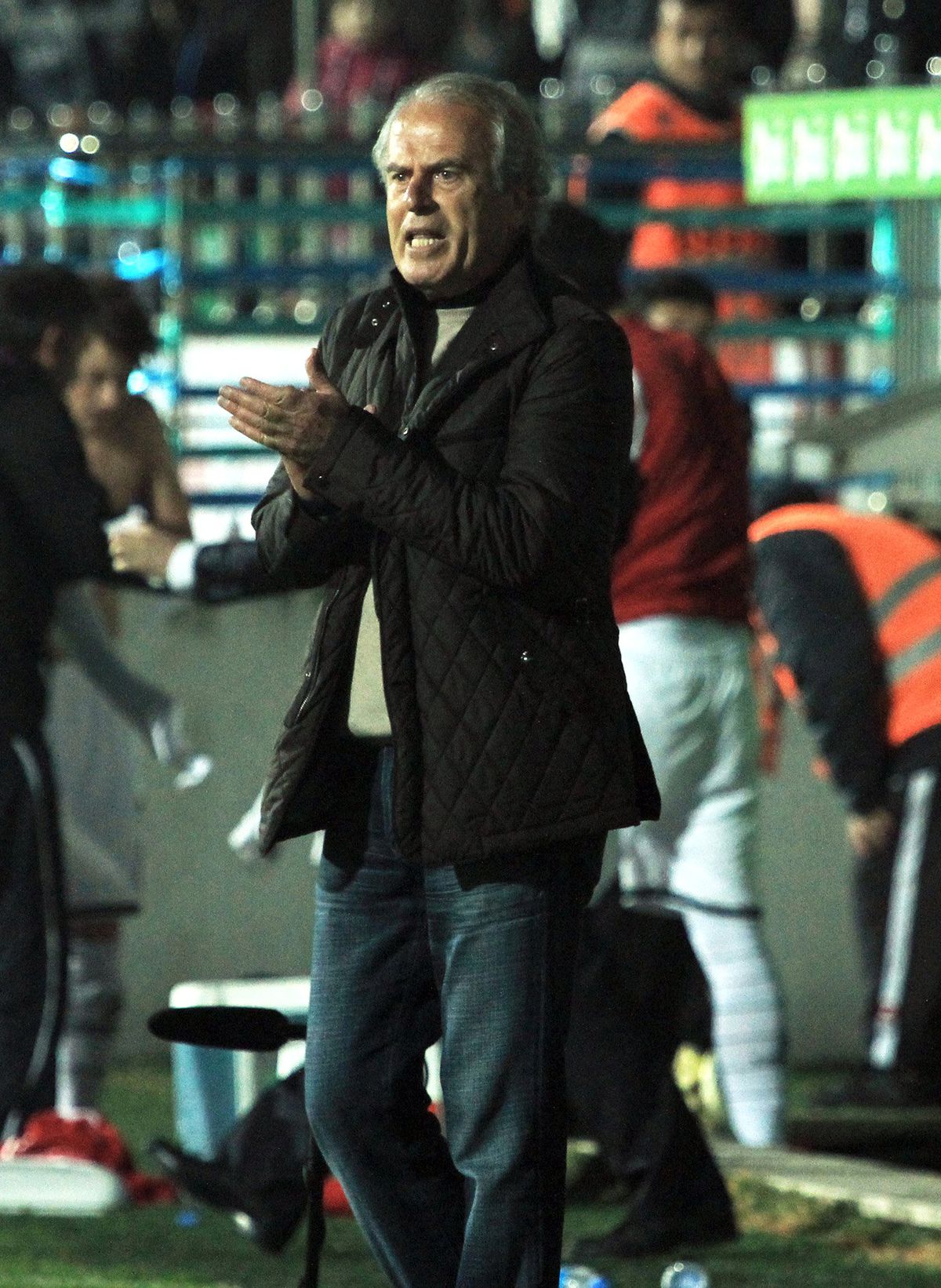 Mustafa Denizli Taraftara Çok Kızdı