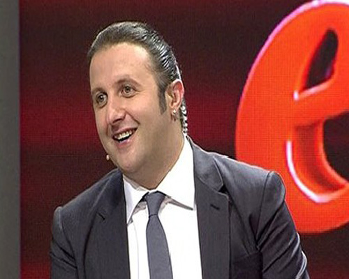 Oyuncu İlker Ayrık Baba Oldu