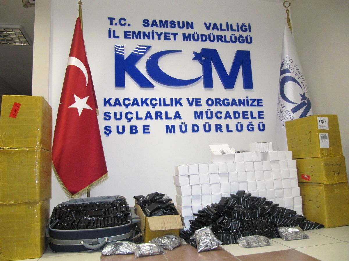 Samsun\'da 5 Bin 430 Adet Kaçak Elektronik Sigara Ele Geçti