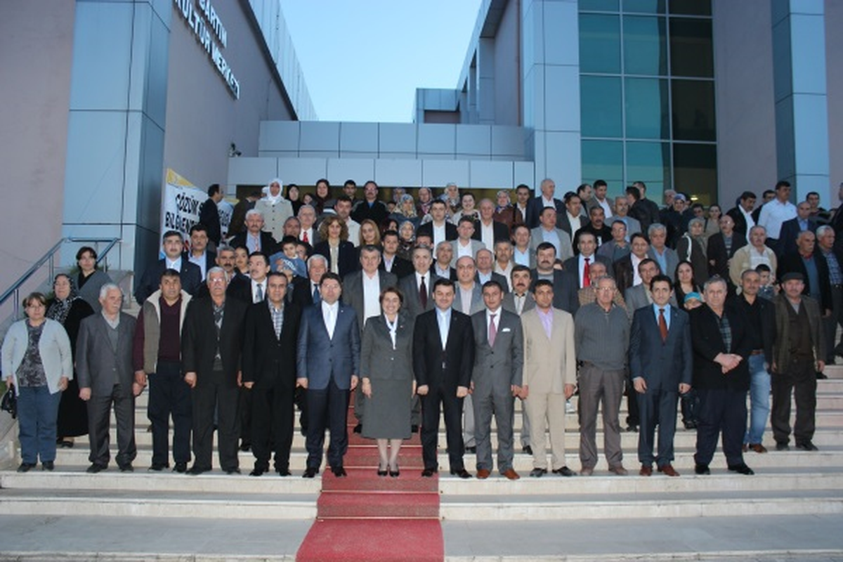"Şimdi Ayrımlaşma Değil Bayramlaşma Zamanı"