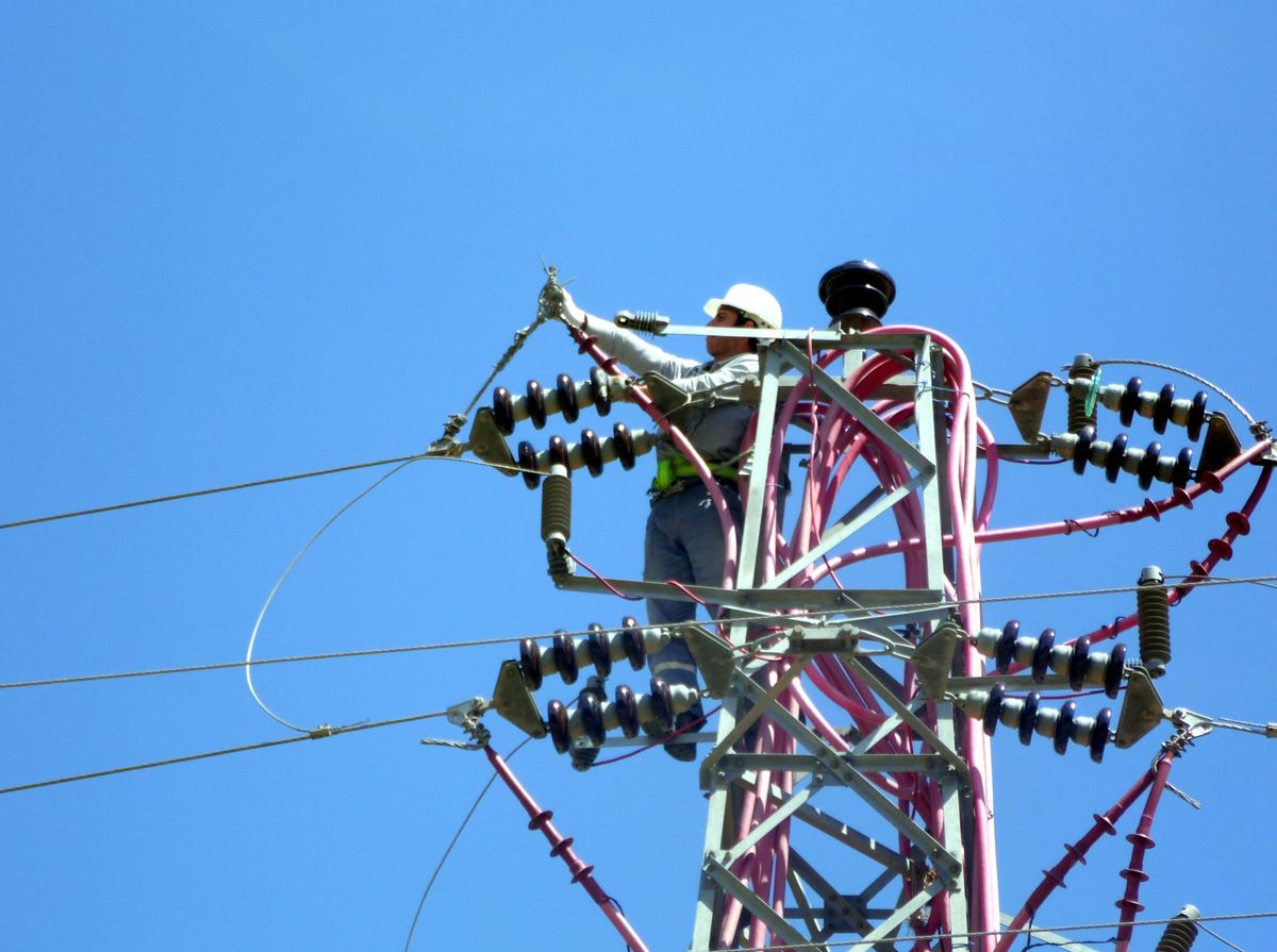 Sincik\'e 8 Saat Elektrik Verilemedi