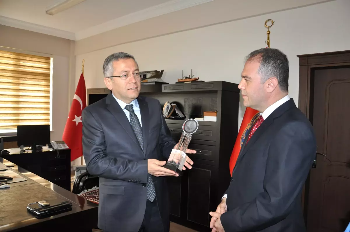 Şırnak Polisi Türkiye 3\'üncüsü Oldu