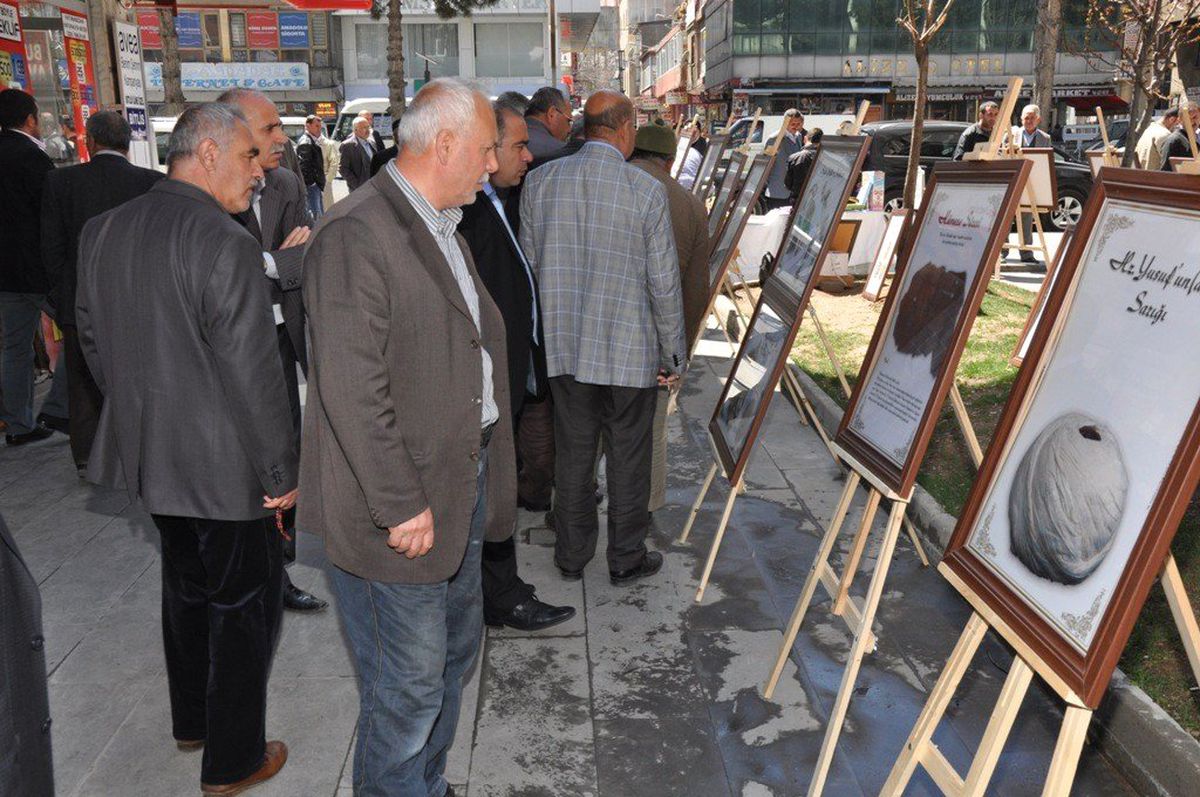 Tatvan\'da Kutlu Doğum Coşkusu