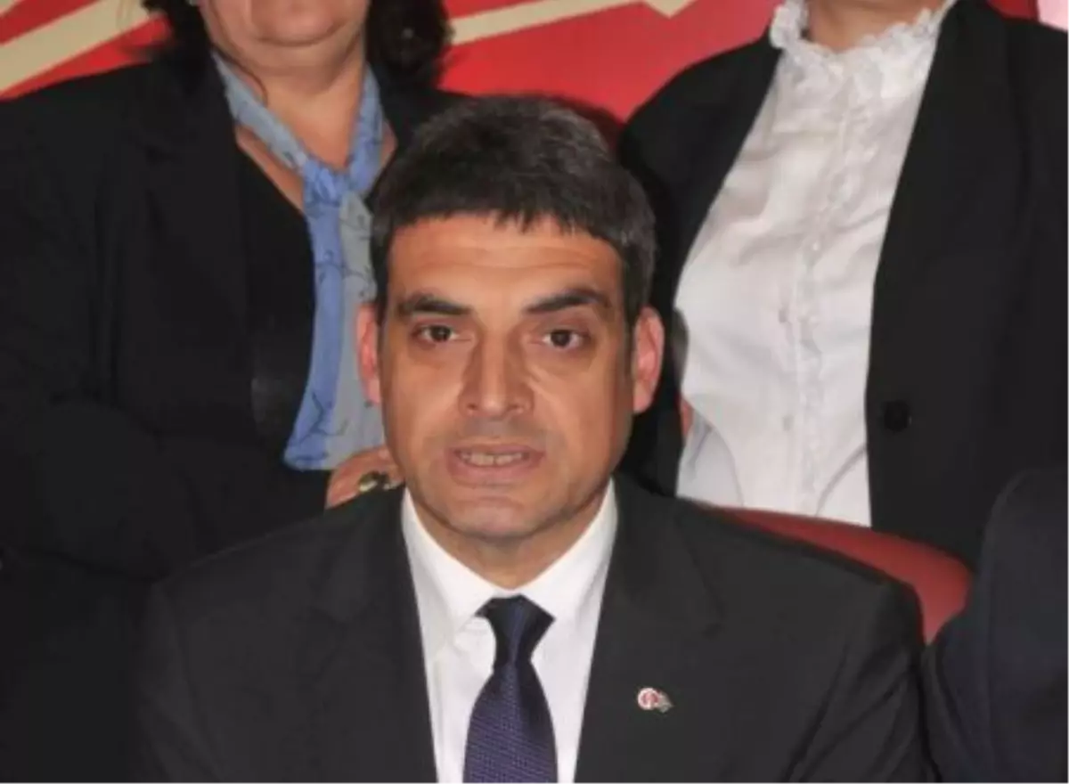 Umut Oran, Londra\'da