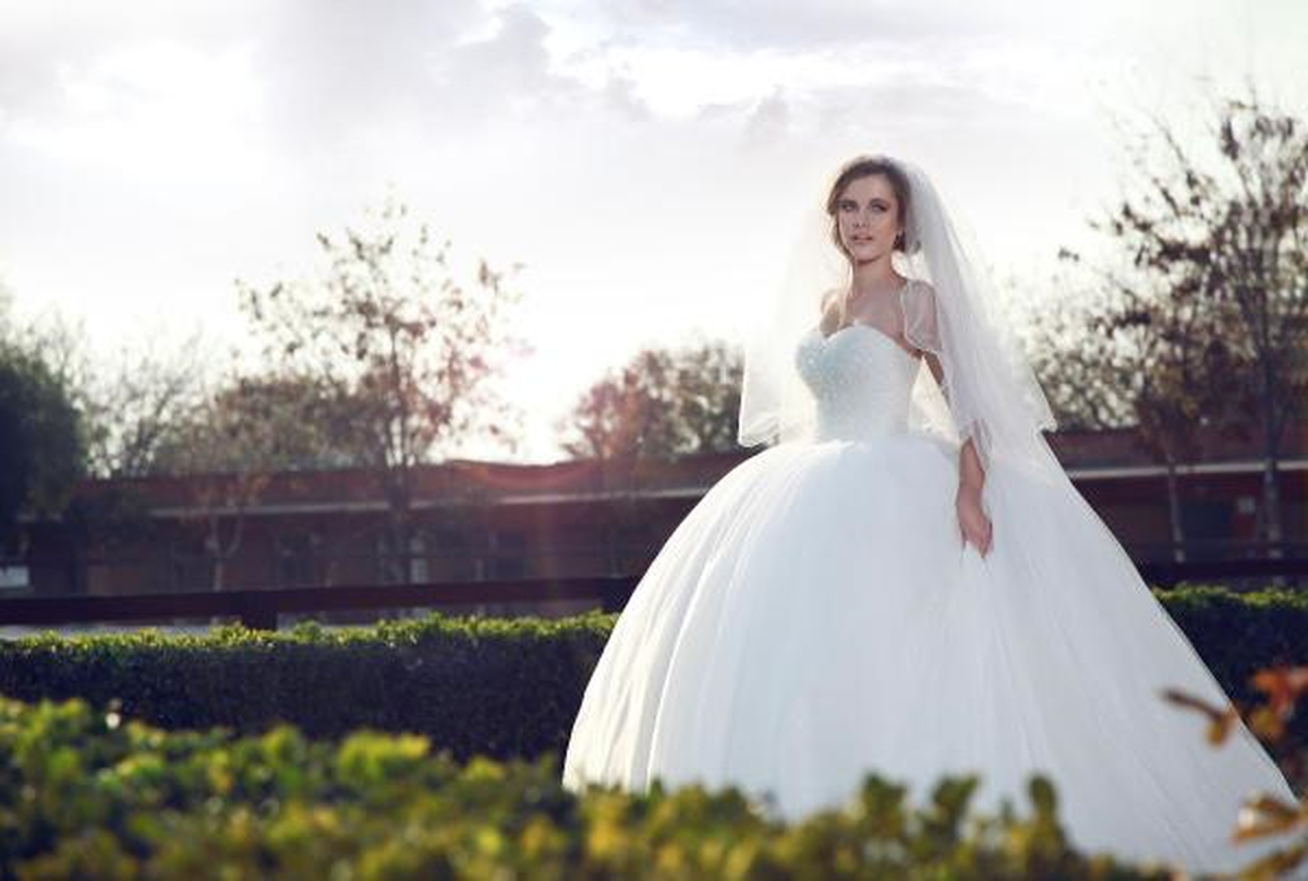 Vivien Angel, Yeni Gelinlik Modellerini Tanıttı