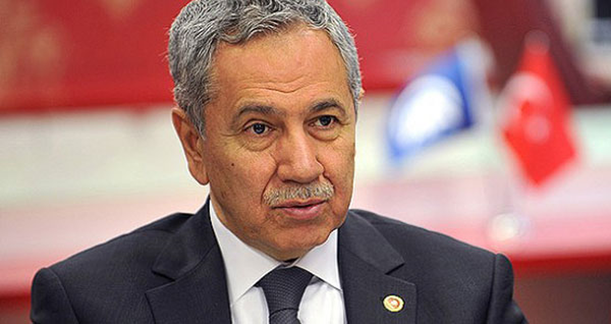 Başbakan Yardımcısı Arınç Paris\'te