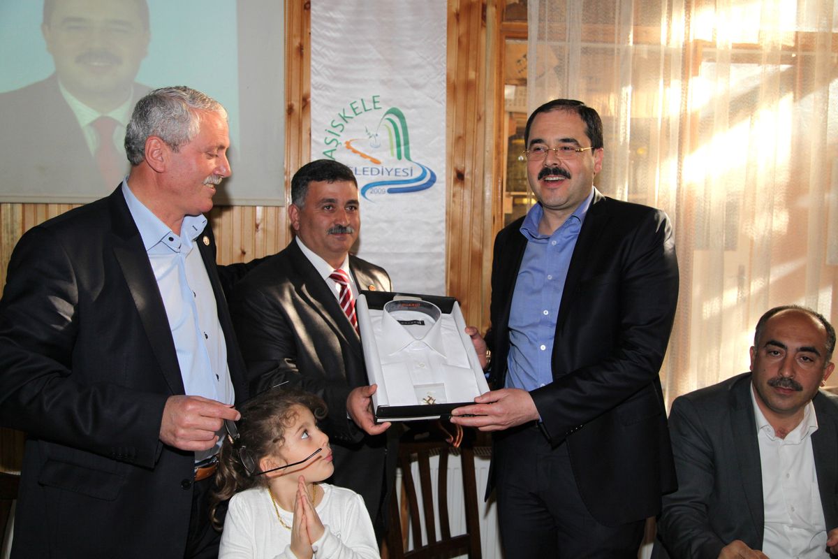 Başkan Ayaz Muhtarlarla Buluştu