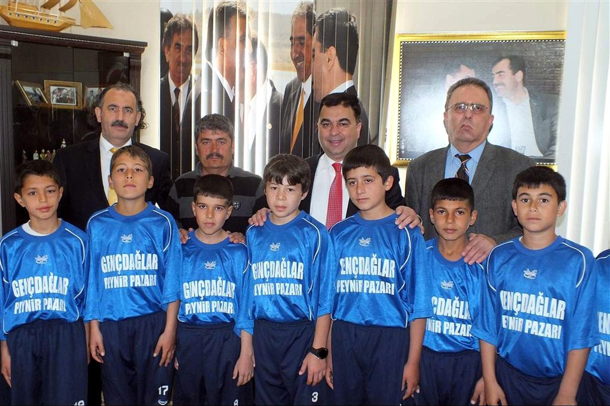 Başkan Kılınç, Öğrencileri Ödüllendirdi