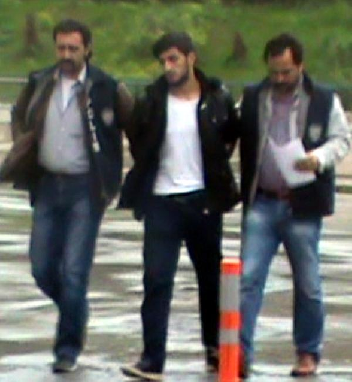 Bira Vermeyen Gençleri Bıçakladı