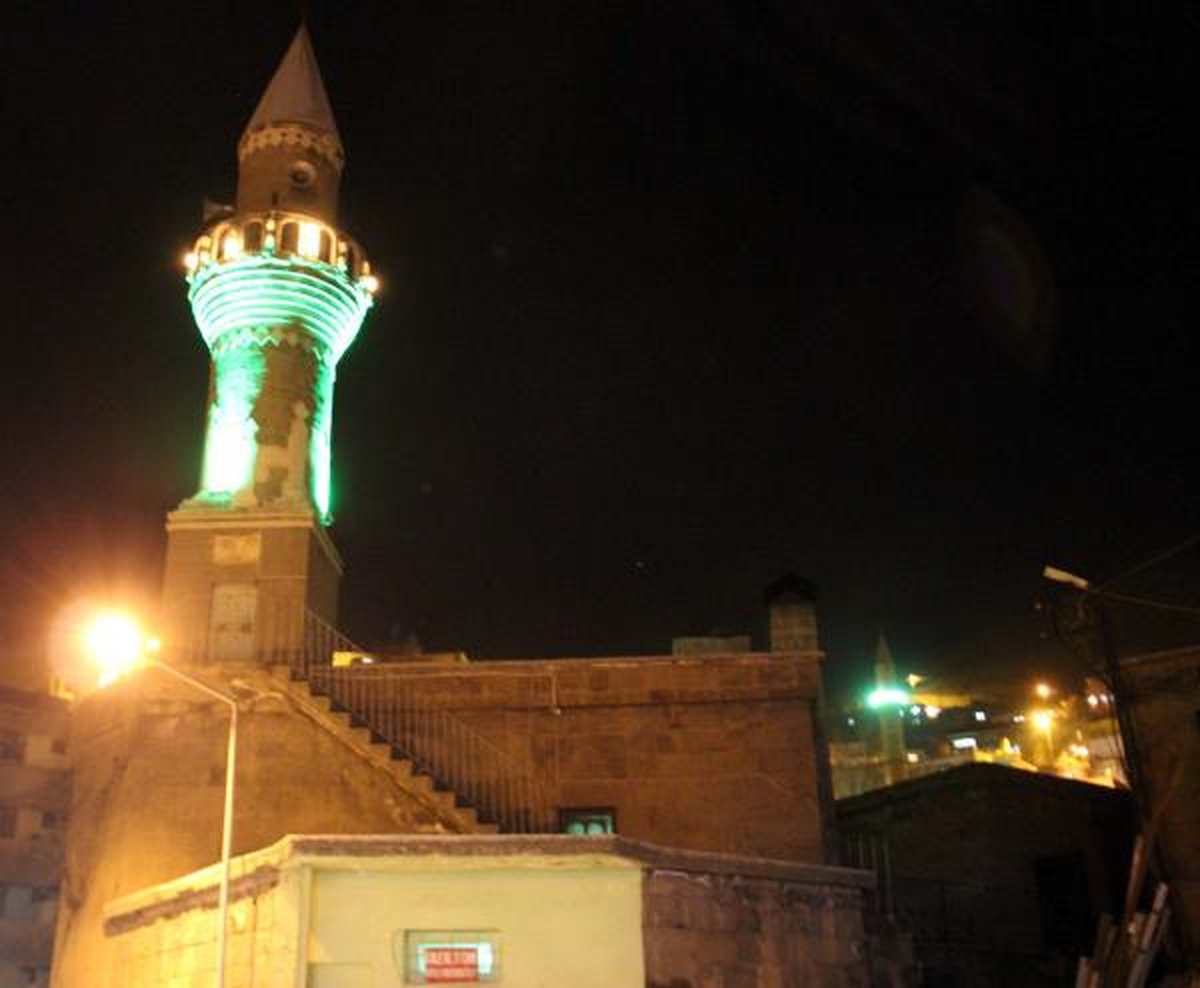 Bitlis\'te Minareler Işıklandırıldı