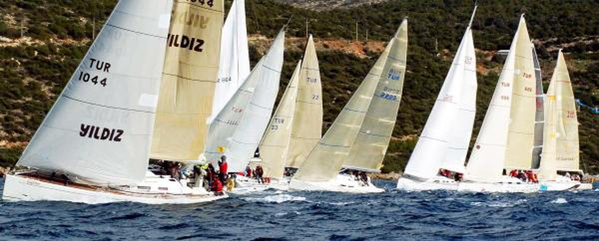 Bodrum\'da Yelken Yarışları Heyecanı