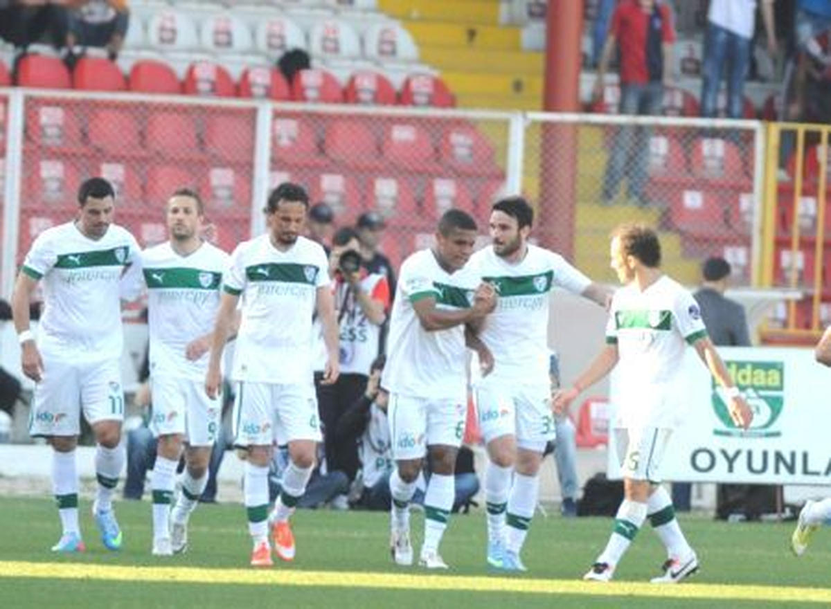 Bursasporlu Futbolcular, İmza Gününe Katılacak