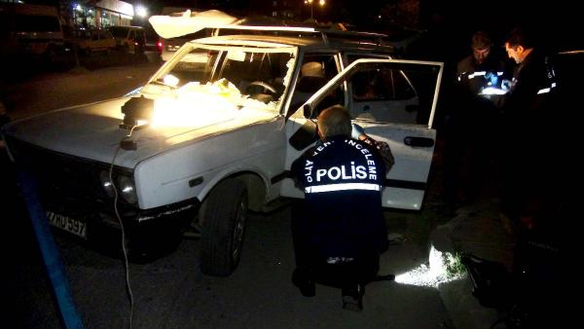 Eşinin Amcasını Tabancayla Yaraladı