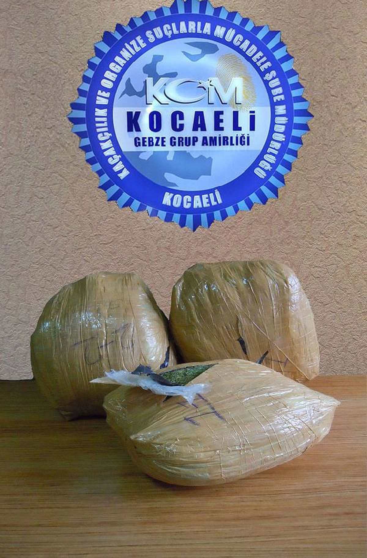 Gebze\'de 17 Kilo Esrar Ele Geçirildi