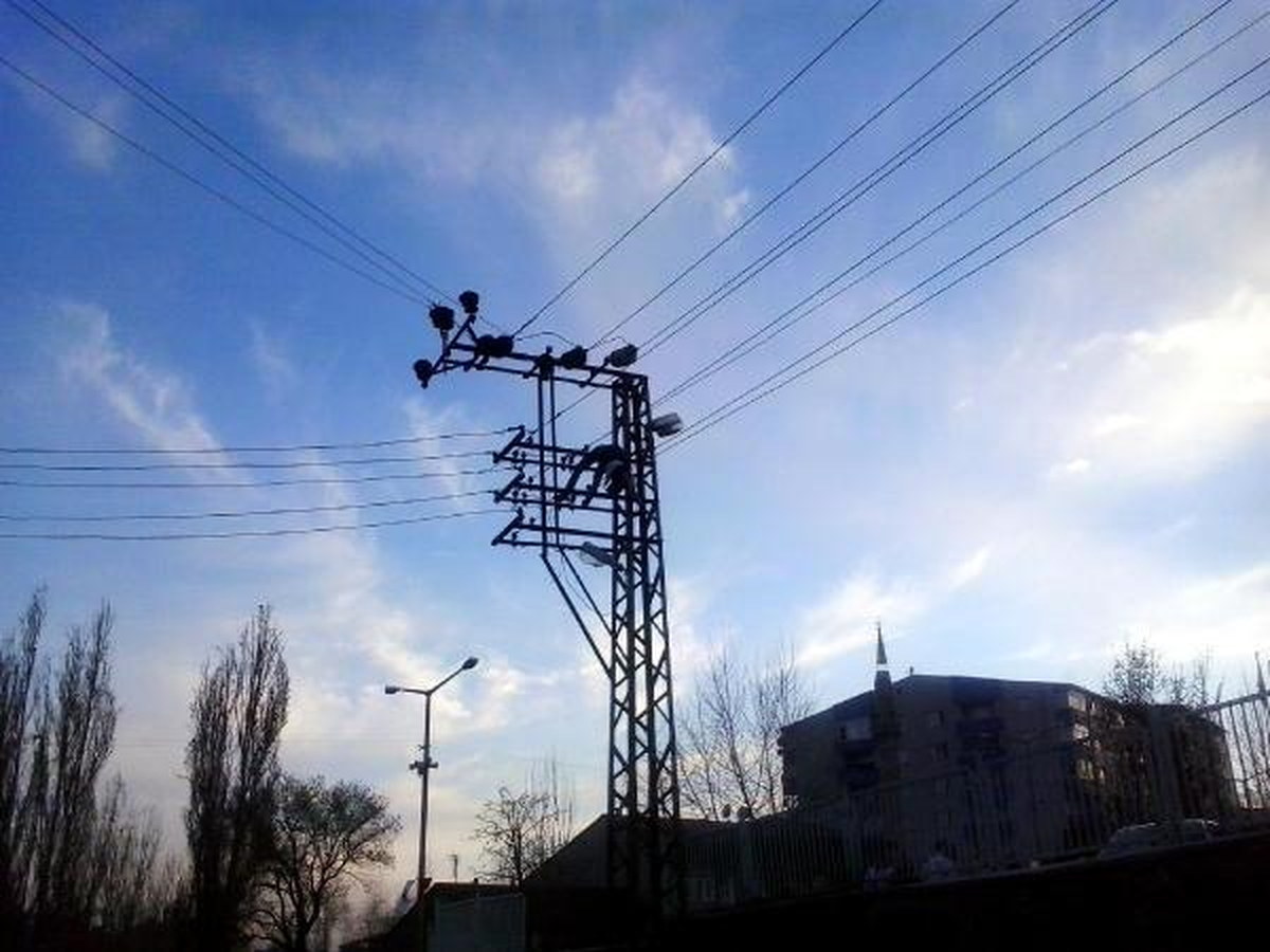 Elektrik Direğinde Akıma Kapıldı