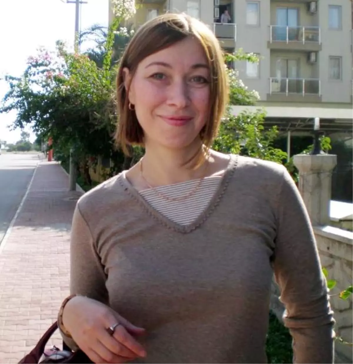 İntihar Eden Rus Kadın Manzaralı Oda İstemiş