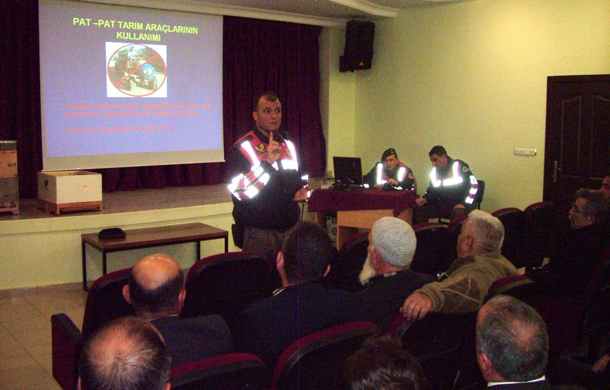 Jandarmadan Pat-Pat Semineri