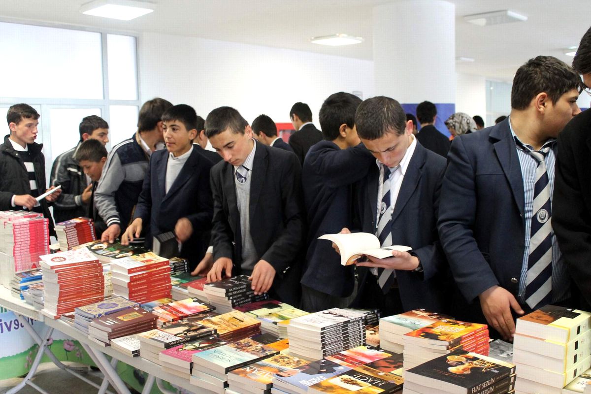Kitap Okuma Şenliği\'nin 5\'inci Durağı Akdağmadeni