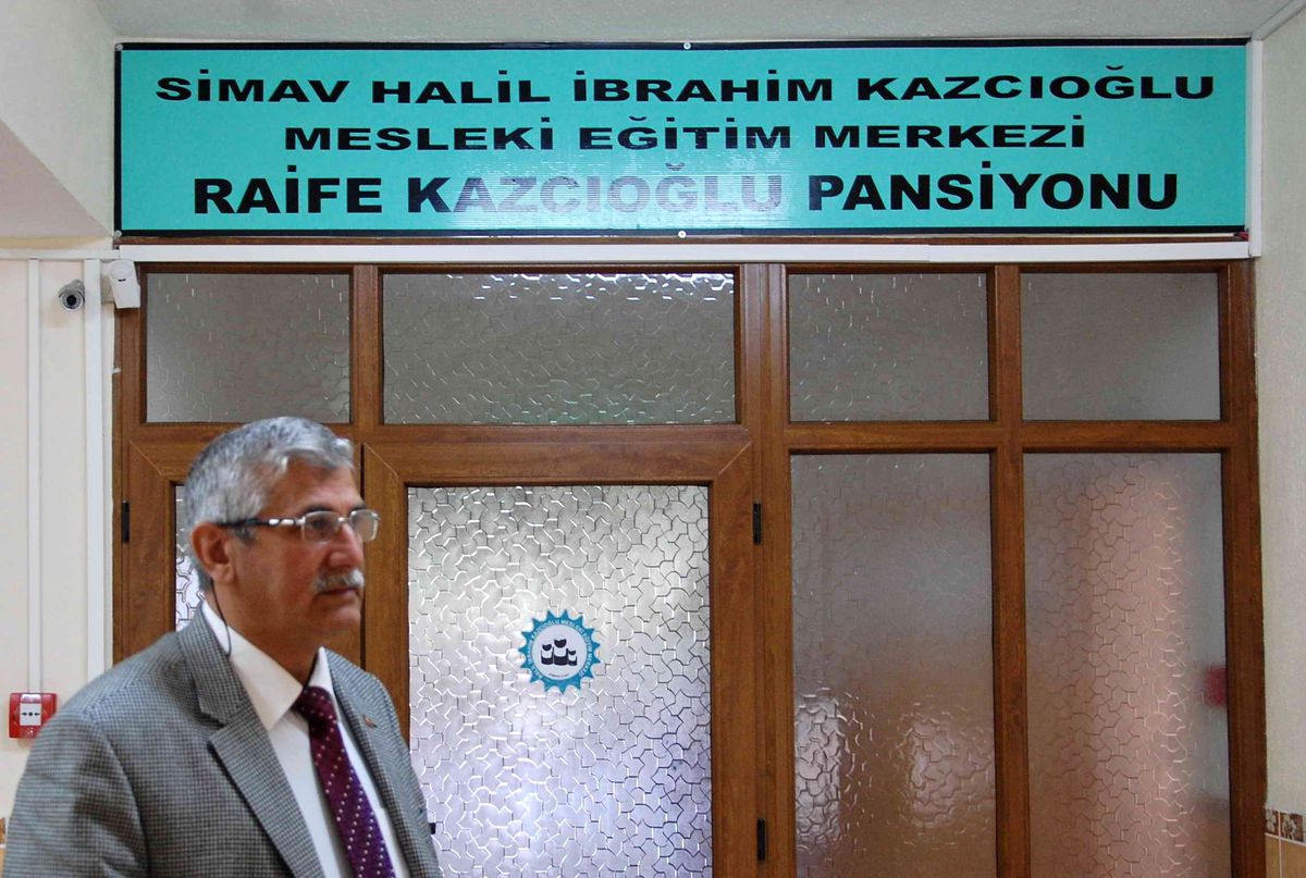 Kütahya\'da Yılın En Kaliteli Ekibi Onuru Simav Mesleki Eğitim Merkezi\'nin
