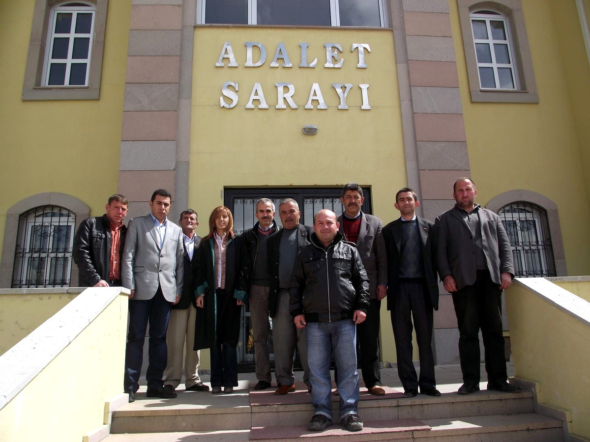 İşten Çıkarılan Belediye İşçileri Davayı Kazandı