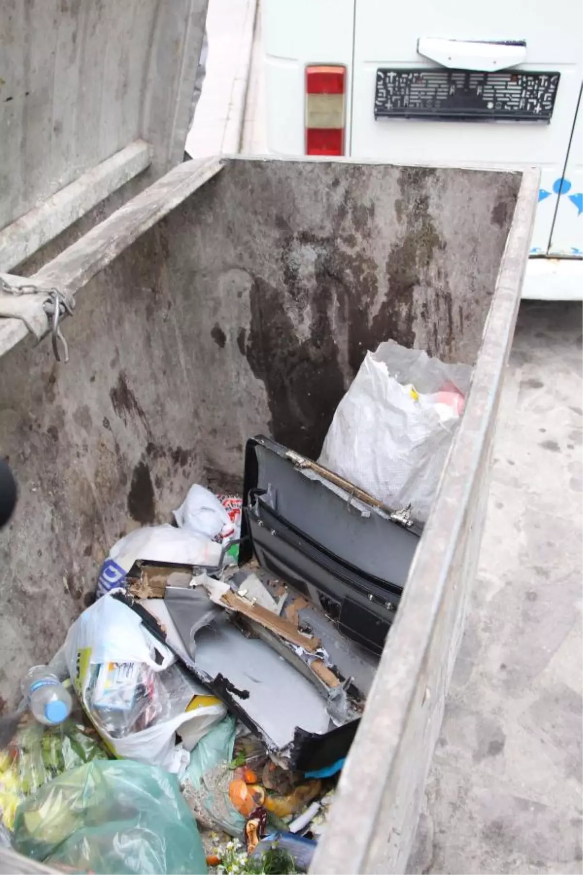 Manisa\'da Şüpheli Çanta Korkuttu