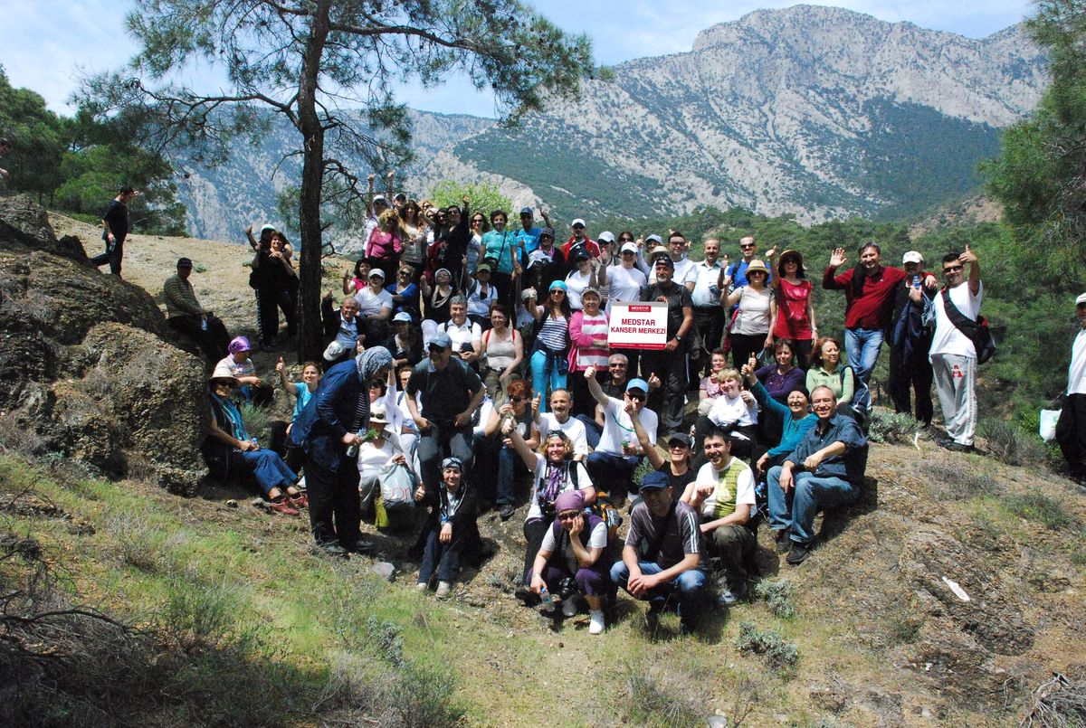 Medstar Kanser Merkezi\'nden 1. Doğa Yürüyüşü