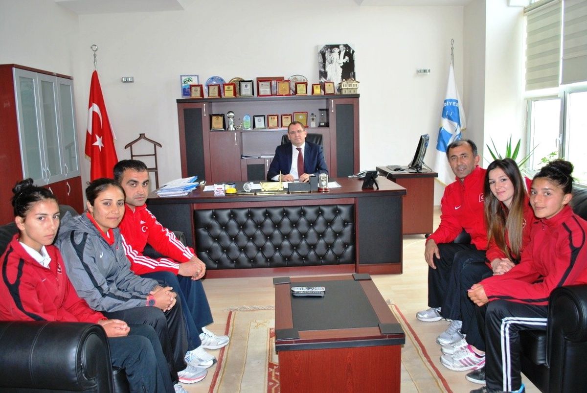 Millilerden Başkan Ergine Ziyaret